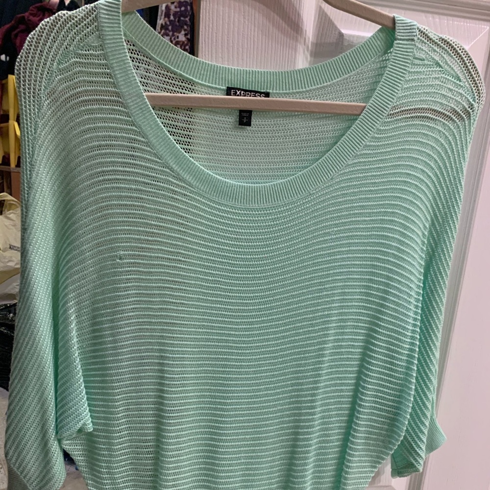 Women’s cute summer top!